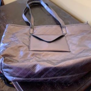Xlarge quilted metallic tote bag